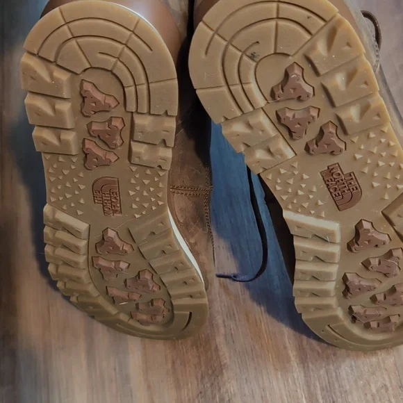 North Face Brown Berkeley Cold Weather Boots - 12 - Picture 4 of 6